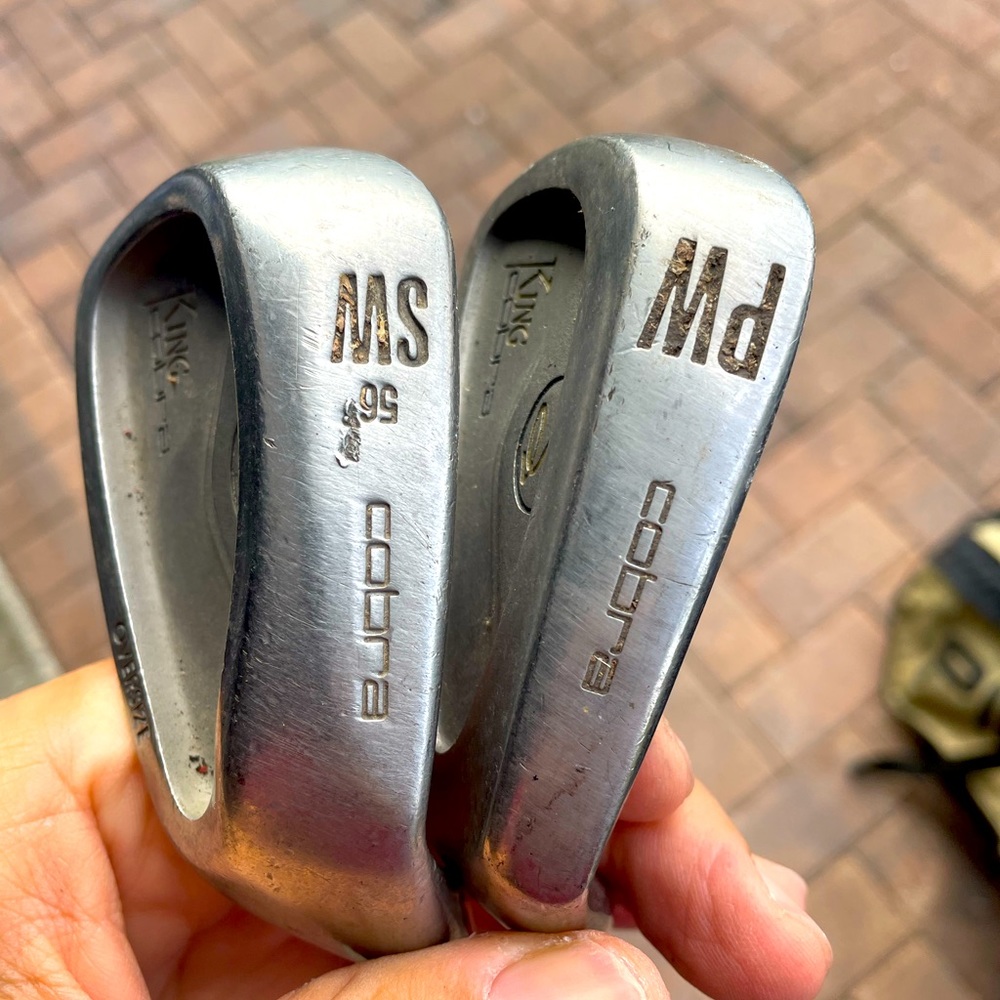 King cobra PW /SW In Right Handed  graphite